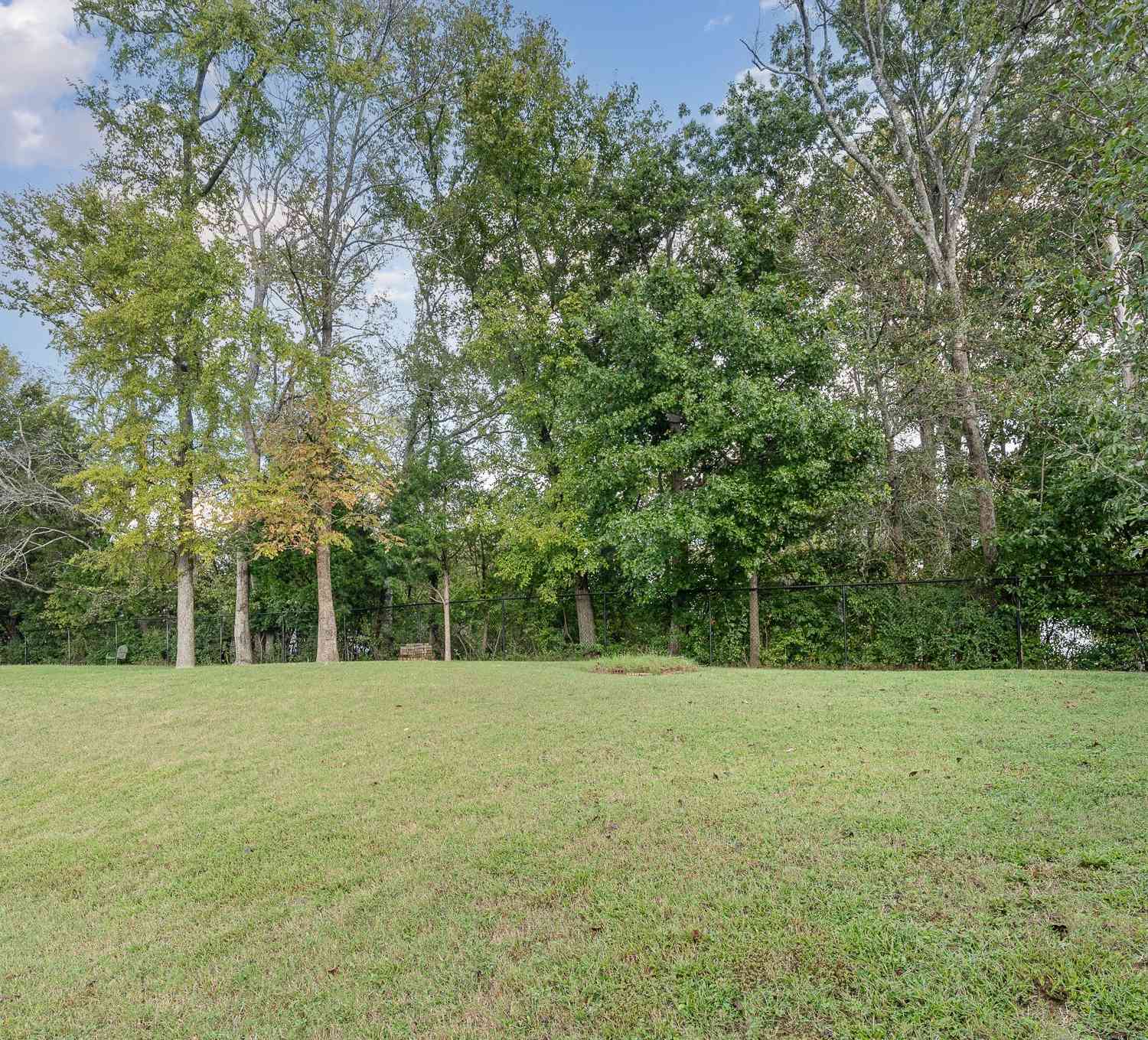 1064 Oakhall Dr, Mount Juliet, Tennessee image 36