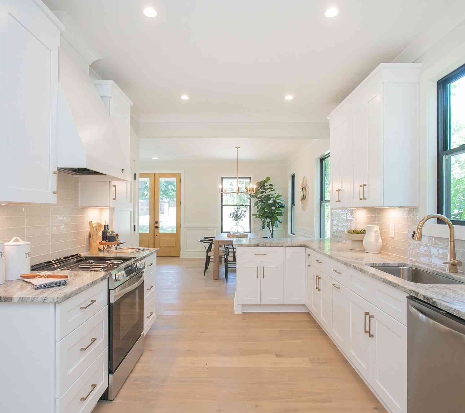 1040 W Greenwood Ave, Nashville, Tennessee image 12