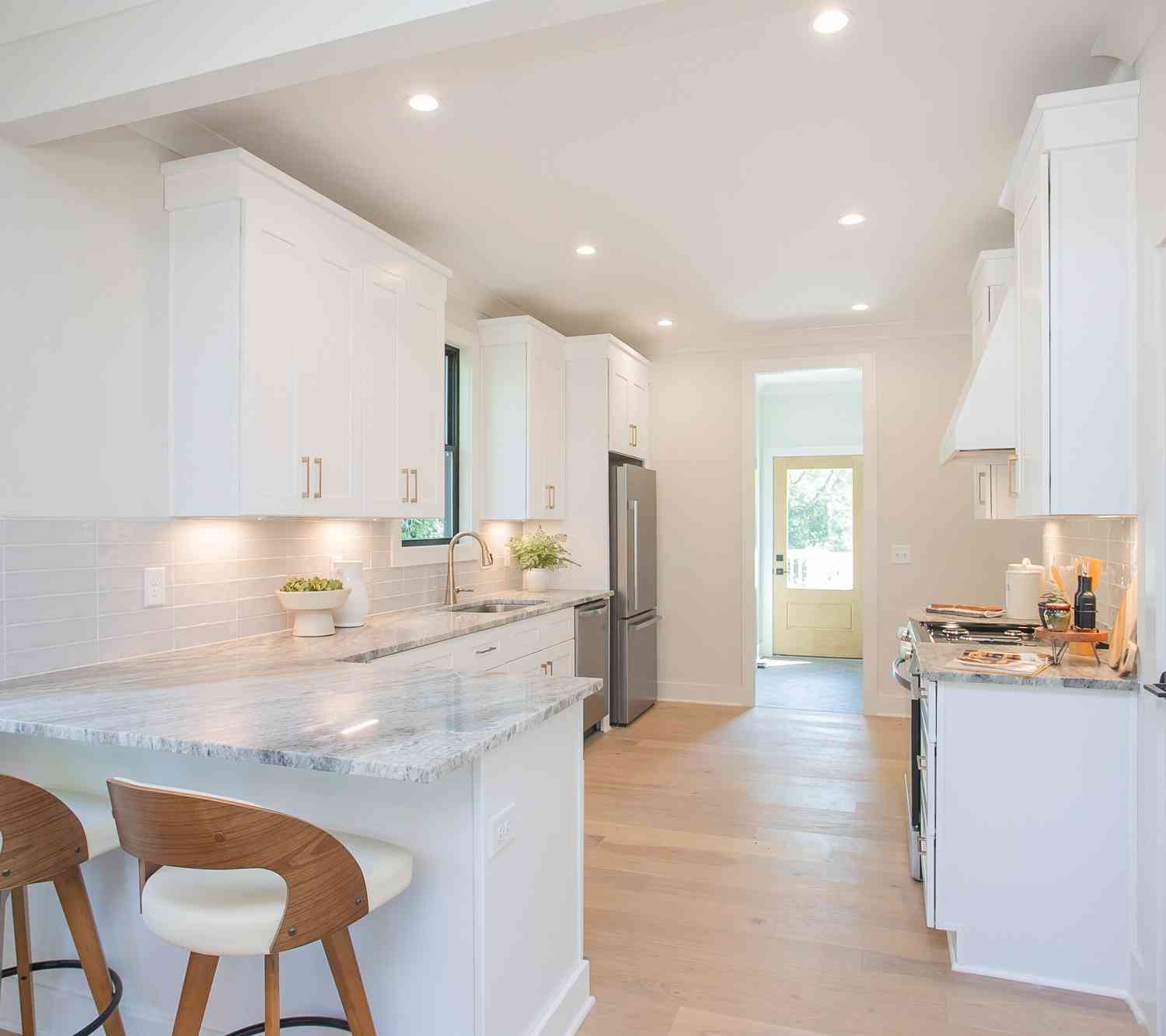 1040 W Greenwood Ave, Nashville, Tennessee image 9