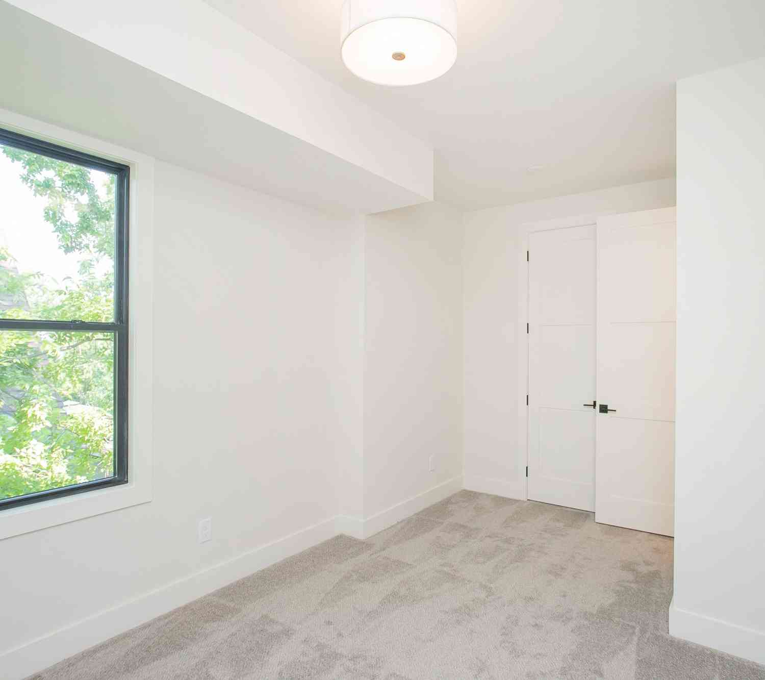 1040 W Greenwood Ave, Nashville, Tennessee image 28