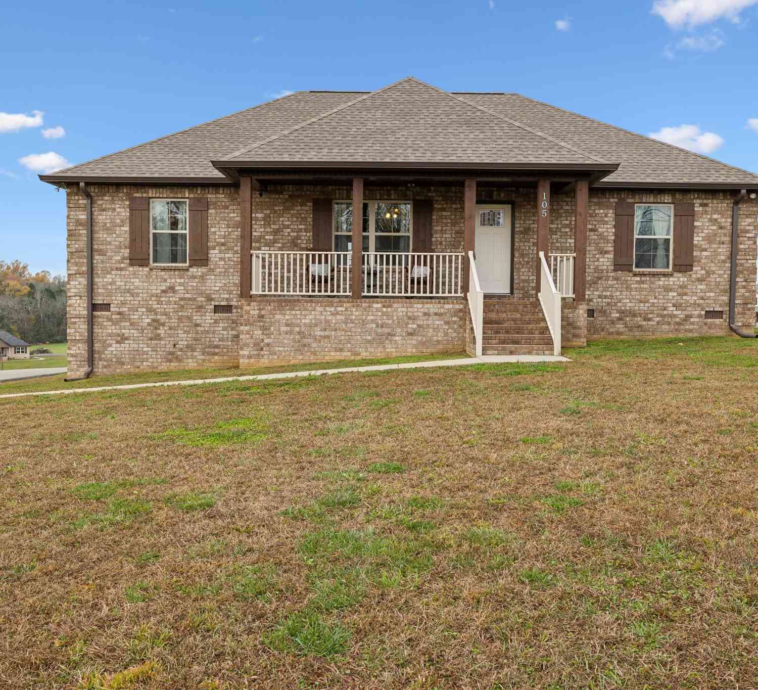 105 Hunting Hills Cir, Castalian Springs, Tennessee image 1