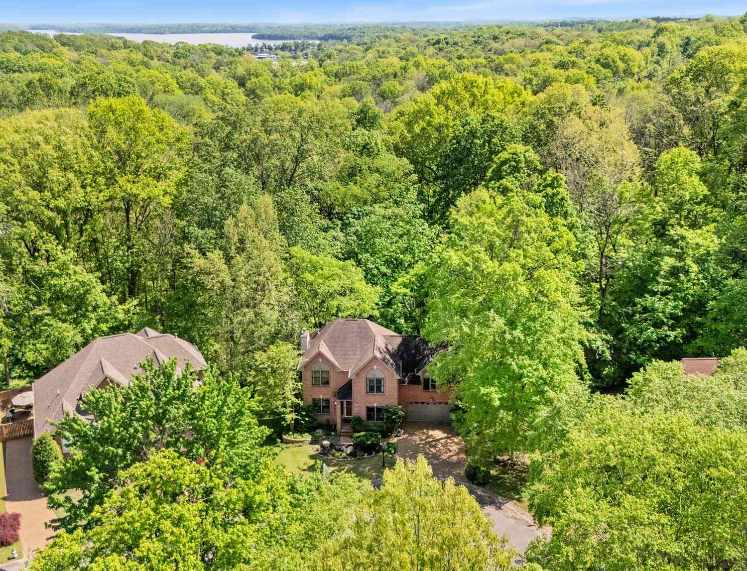 3804 Lakeridge Run, Nashville, Tennessee image 5
