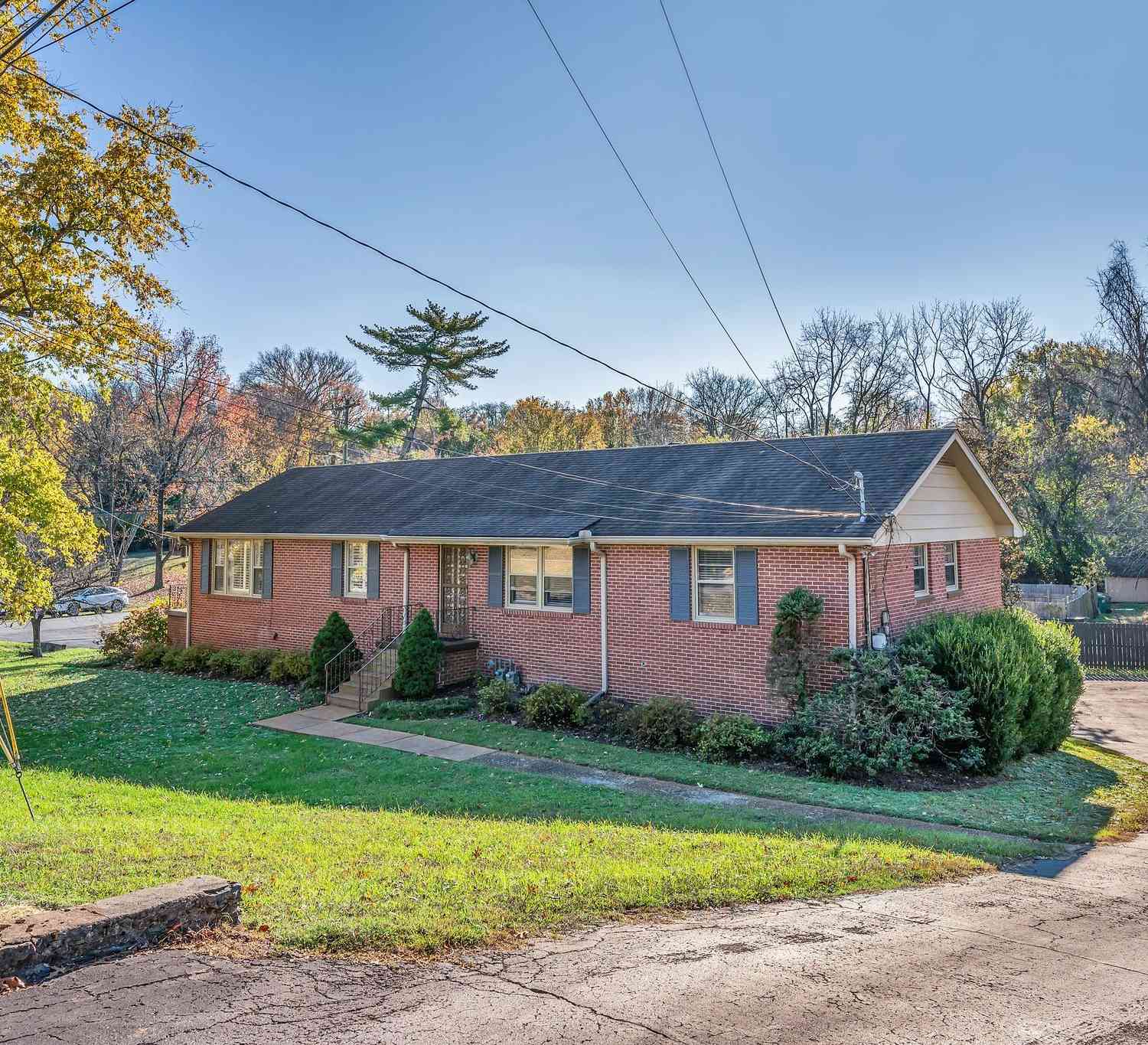 3811 Moss Rose Dr, Nashville, Tennessee image 1