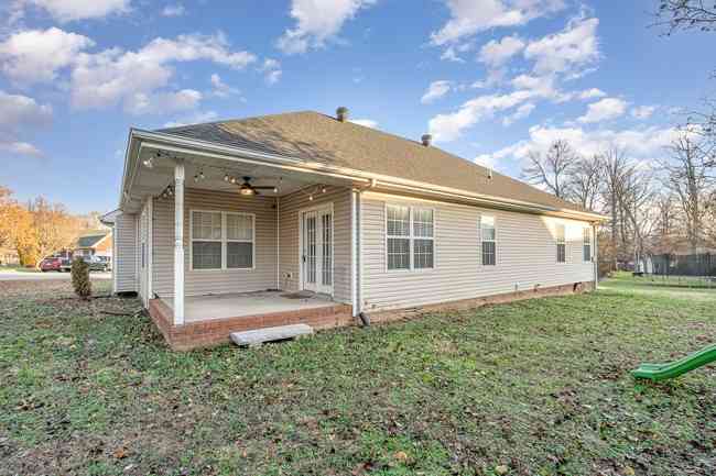 3341 Poplar Hl, Clarksville, Tennessee image 27