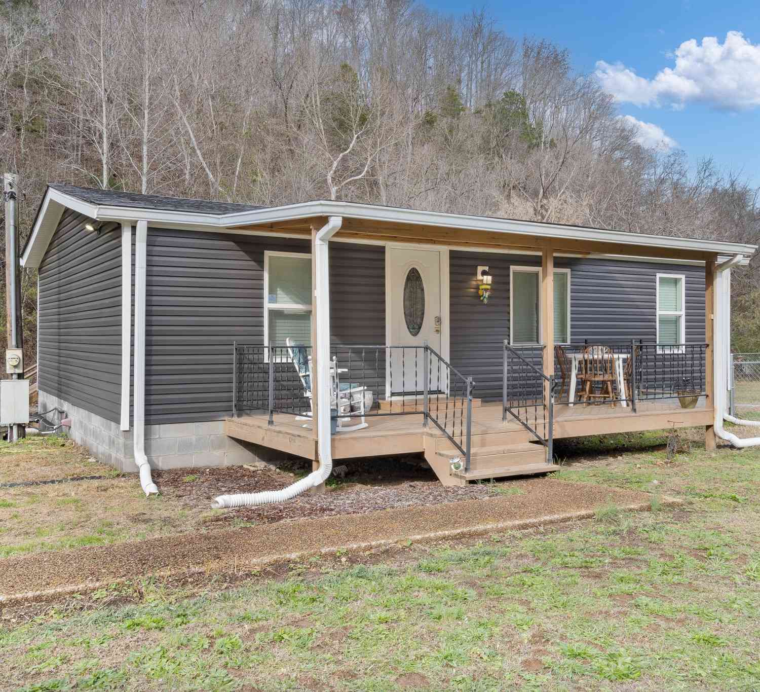 1016 Deerfoot Dr, Pegram, Tennessee image 3