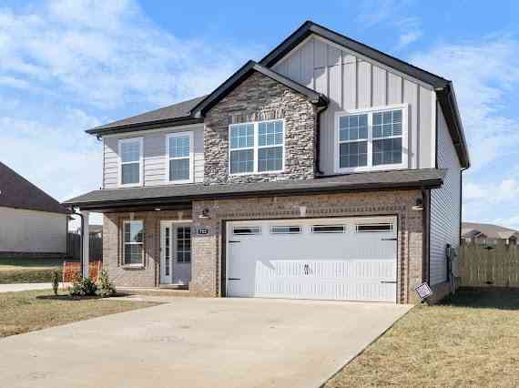 752 Lillian Grace Dr, Clarksville, Tennessee image 3