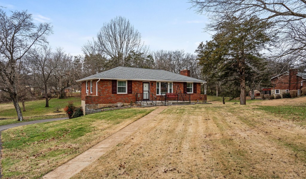 106 Beverly Dr, Madison, Tennessee image 3