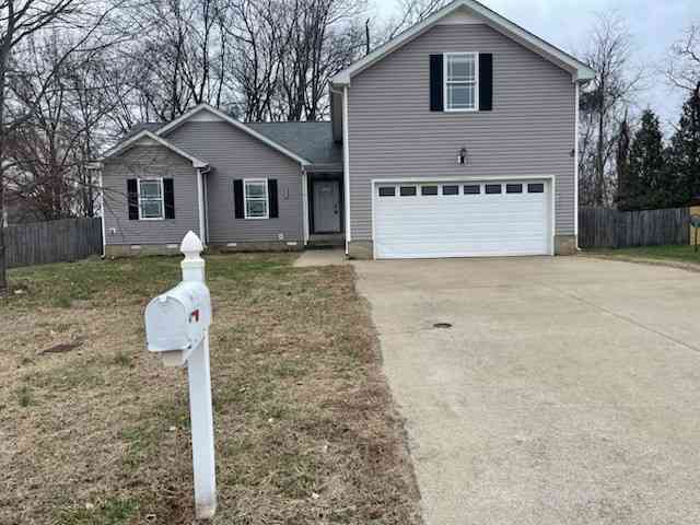 1332 Loren Cir, Clarksville, Tennessee image 1