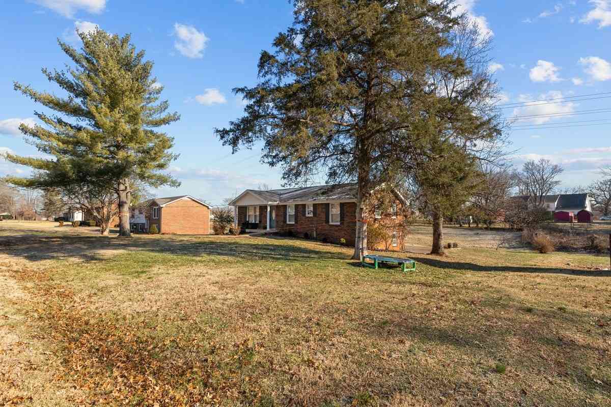 2267 Wildwood Dr, Clarksville, Tennessee image 30