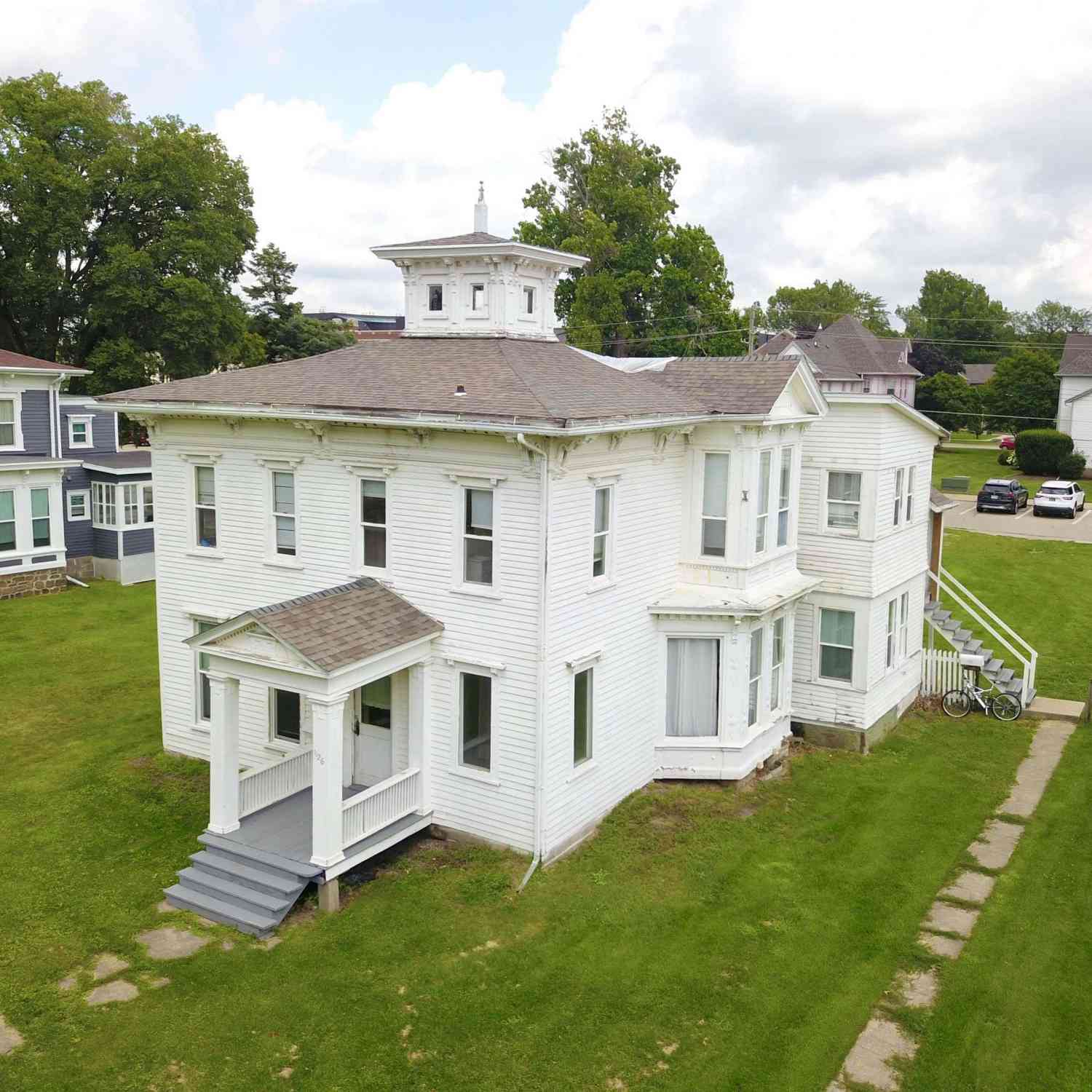 Multifamily For Sale - 1126 Broad Street<br/> Poweshiek County, Grinnell, IA 50112