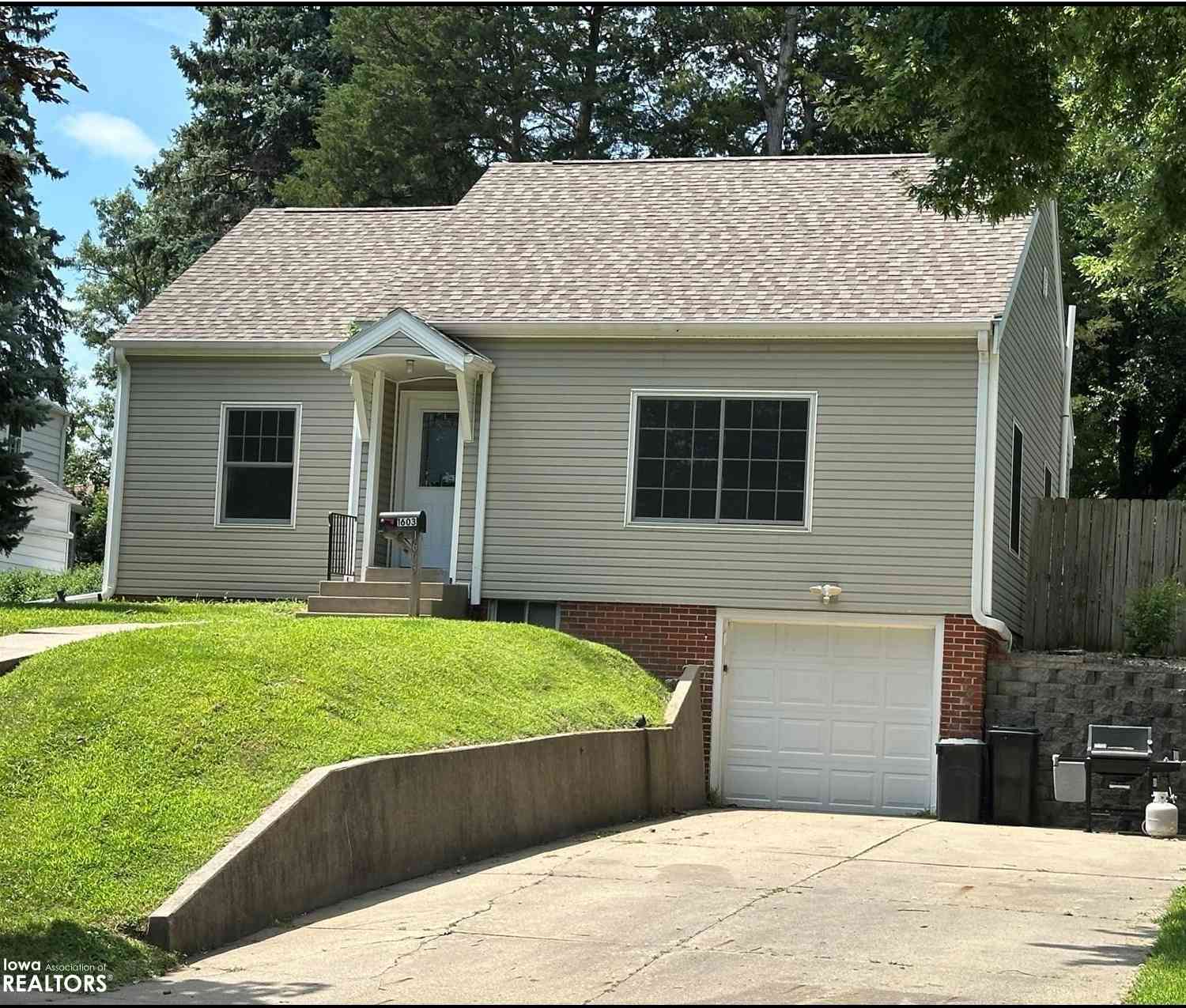 Homes For Sale - 1603 Bryn Mawr Boulevard<br/> Cass County, Atlantic, IA 50022