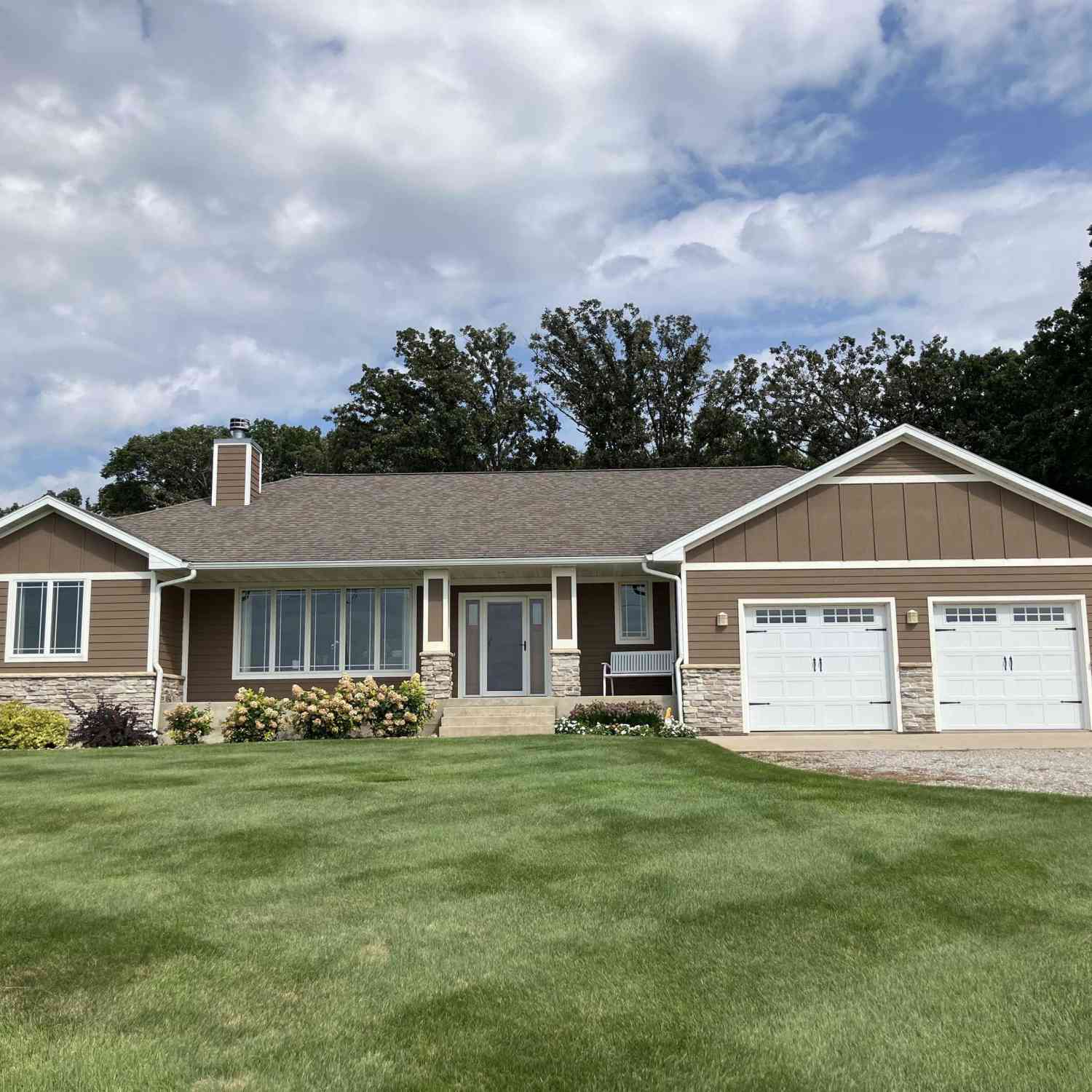 Condo For Sale - 17661 Eagle Avenue<br/> Clear Lake, IA 50428