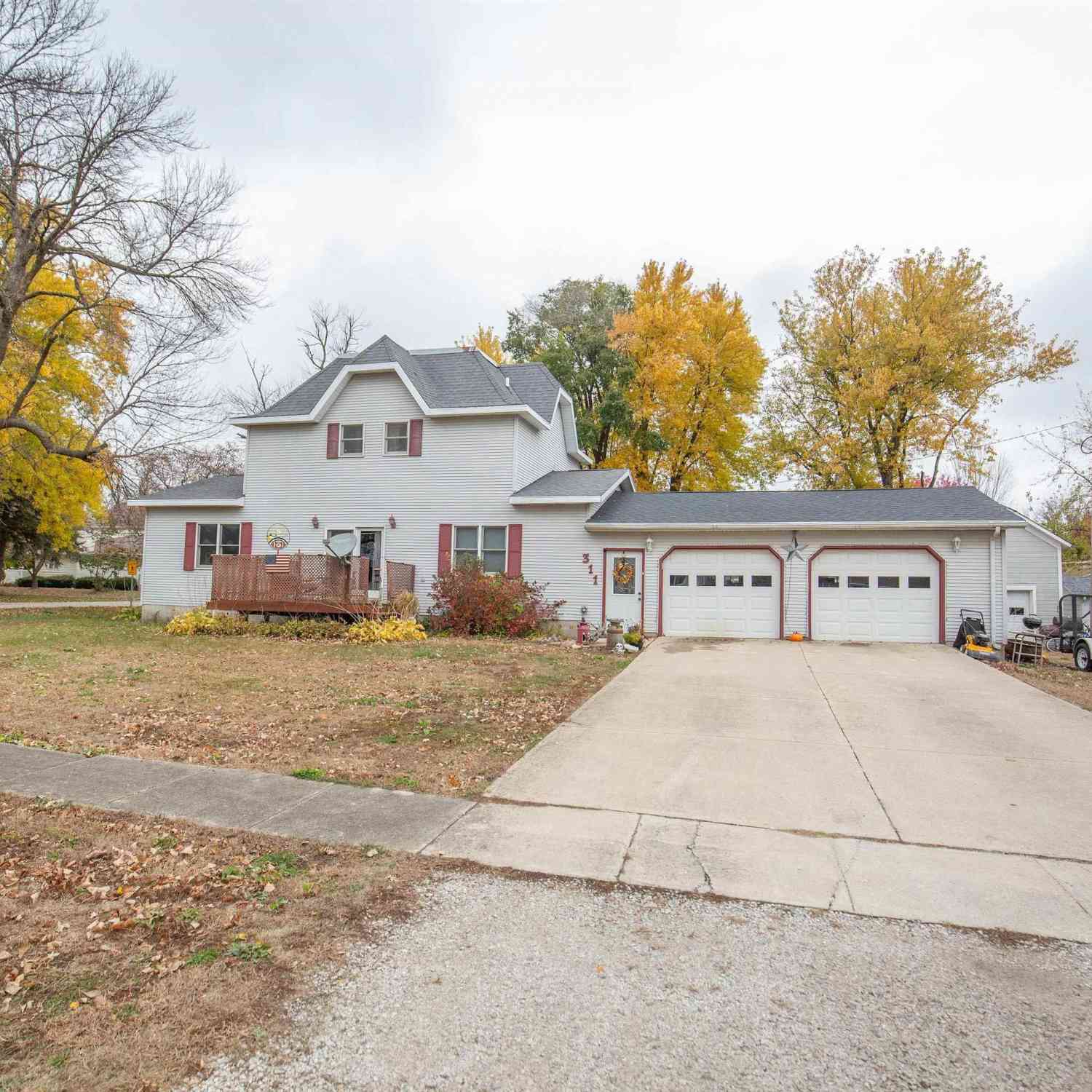 Homes For Sale - 311 2nd Street S<br/> Kossuth County, Wesley, IA 50483