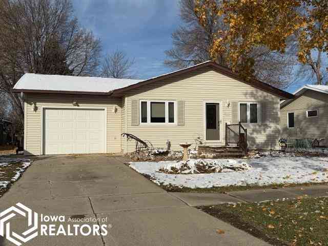 Homes For Sale - 2109 E Spruce Street<br/> Kossuth County, Algona, IA 50511