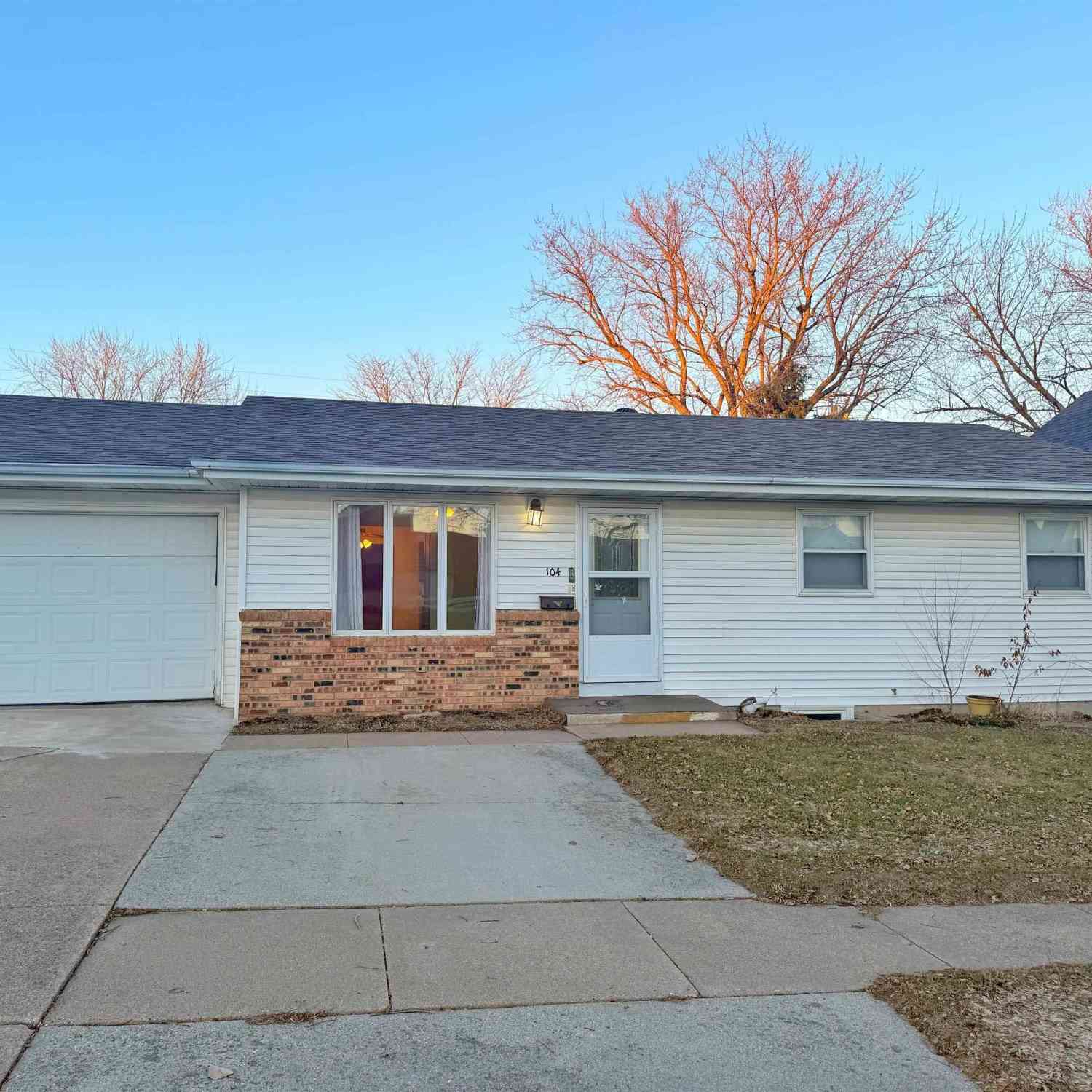 Homes For Sale - 104 Bruning<br/> Carroll County, Breda, IA 51436