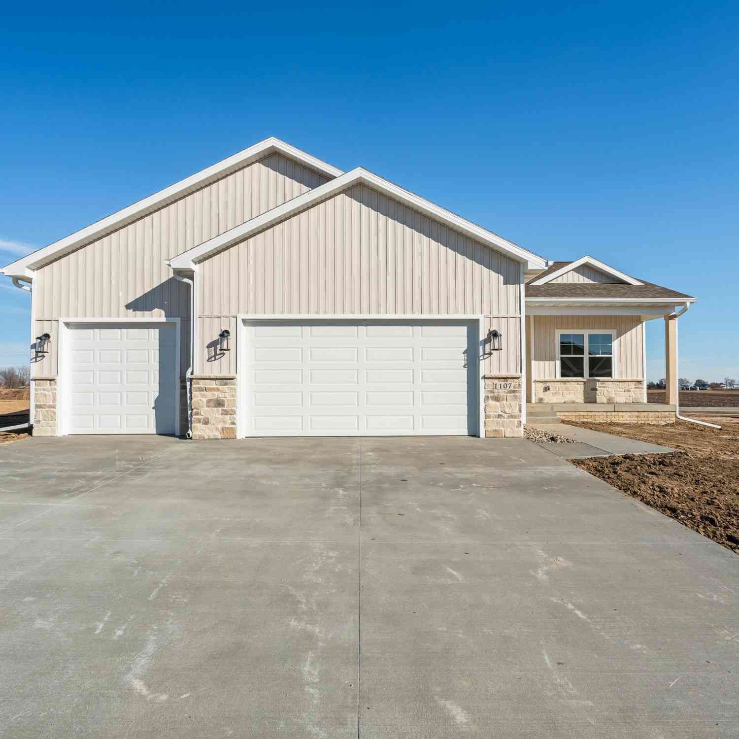 Homes For Sale - 1107 Nevada Street<br/> Story County, Nevada, IA 50201