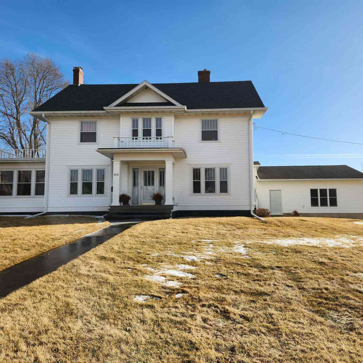 Homes For Sale - 406 E Ross Street<br/> Tama County, Toledo, IA 52342