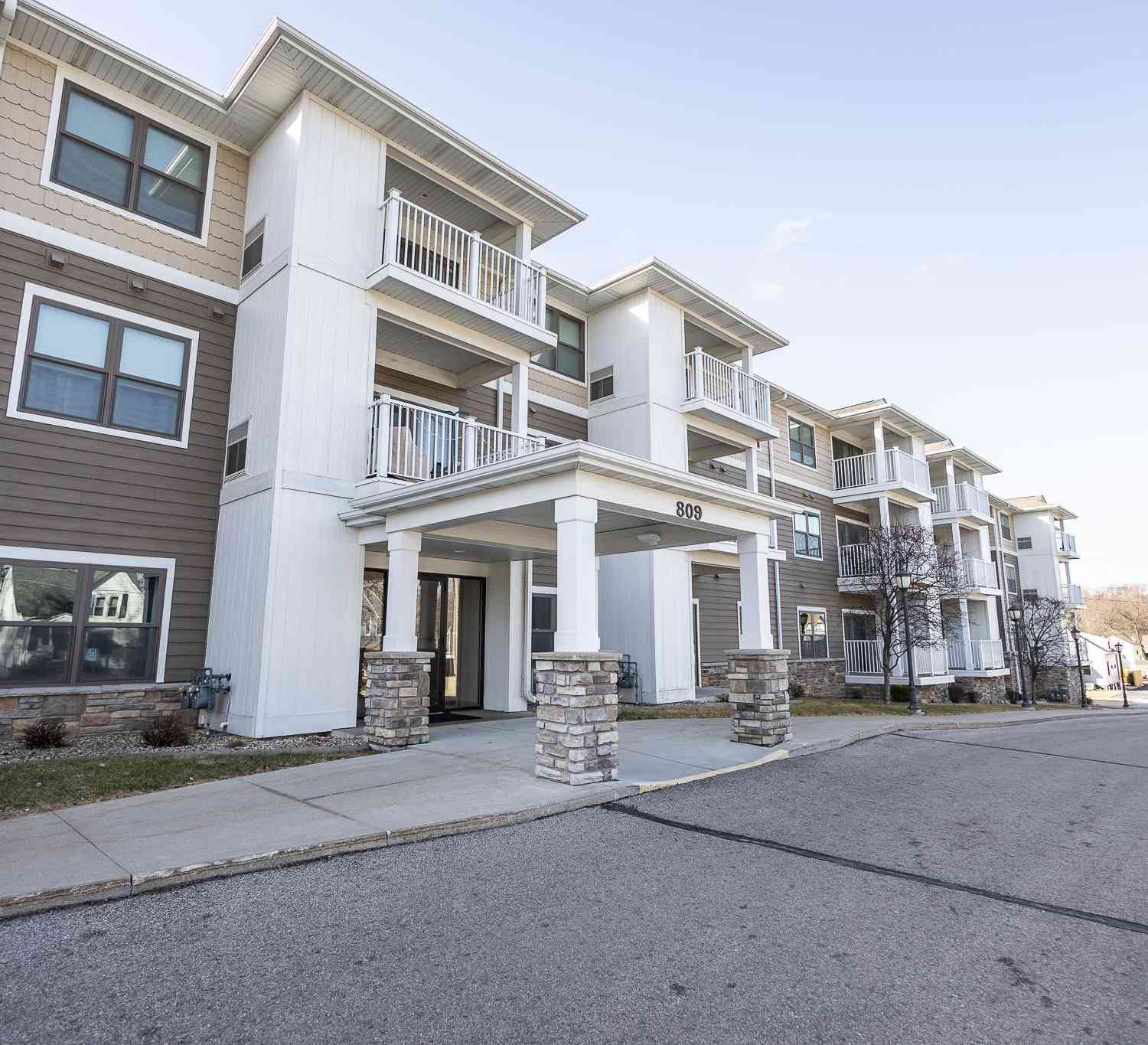 Condo For Sale - 809 7th Ave N #102 #102<br/> Clear Lake, IA 50428