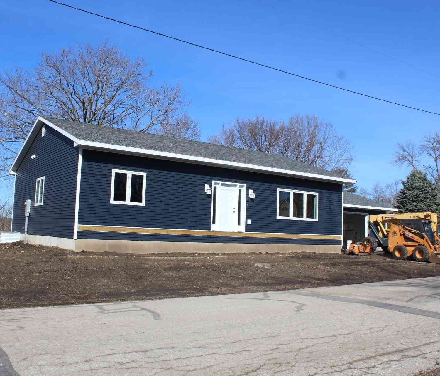 Homes For Sale - 102 N Market Street<br/> Cerro Gordo County, Rock Falls, IA 50467