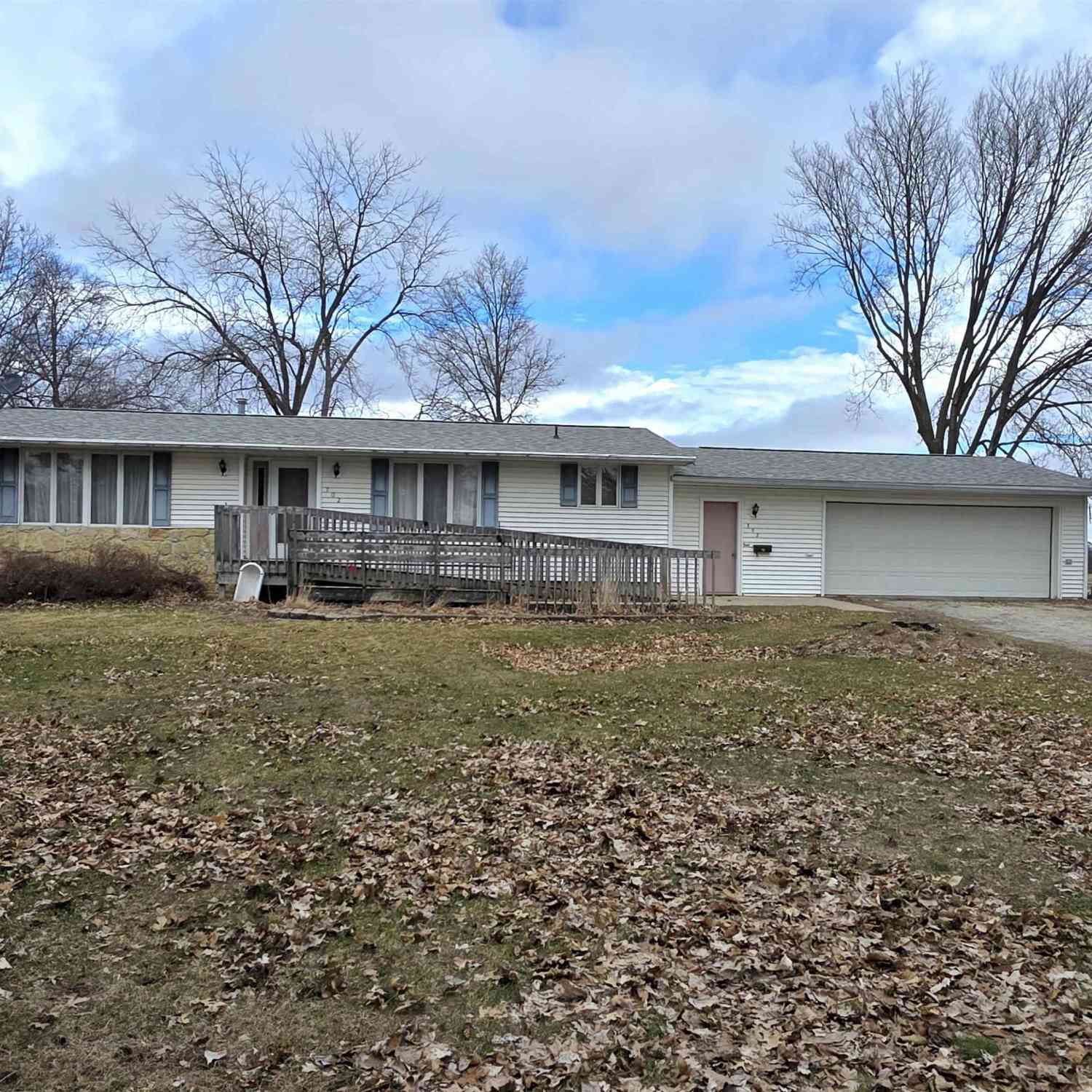 Homes For Sale - 702 2nd Avenue NE<br/> Floyd County, Rockford, IA 50468