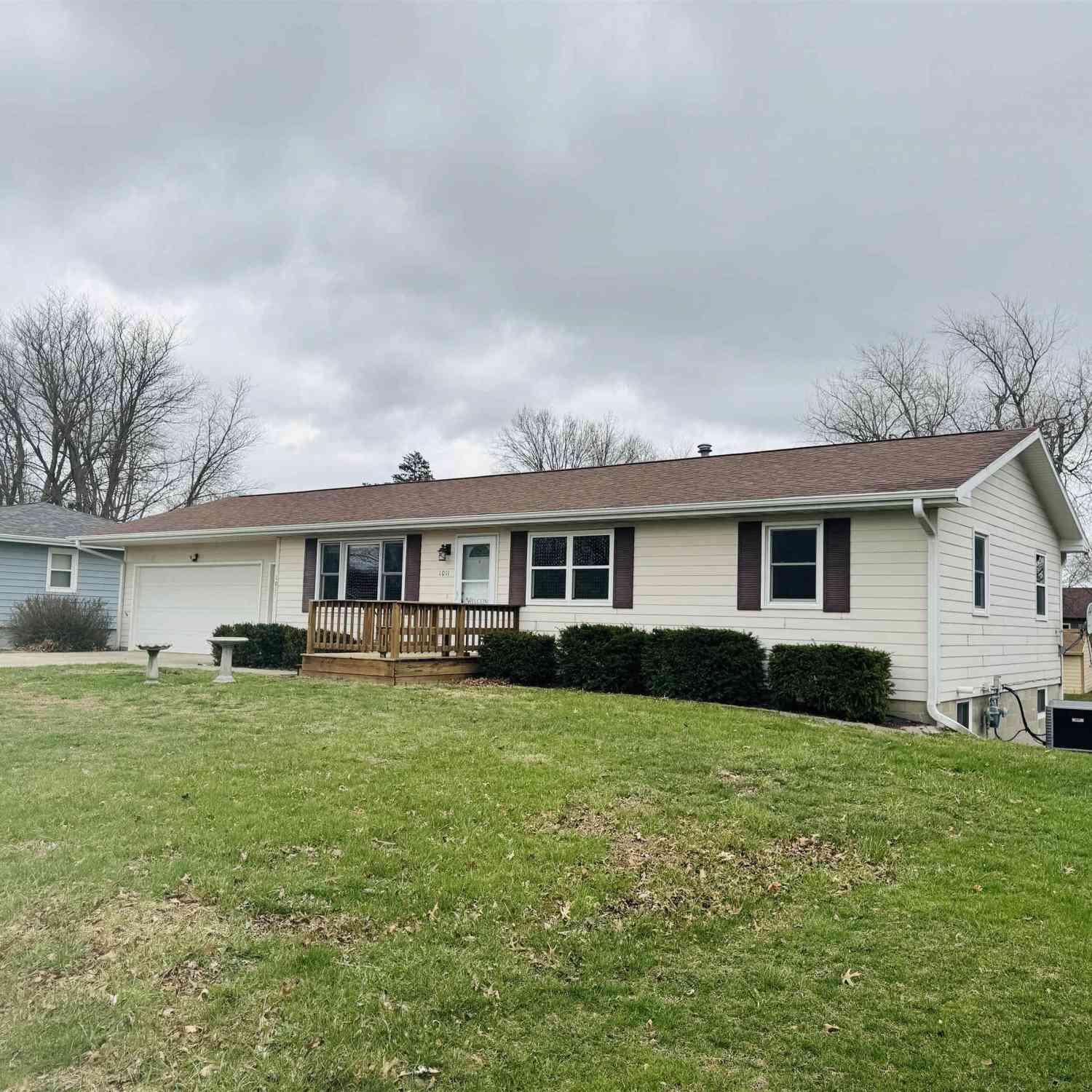 Homes For Sale - 1011 N Mulberry Street<br/> Union County, Creston, IA 50801