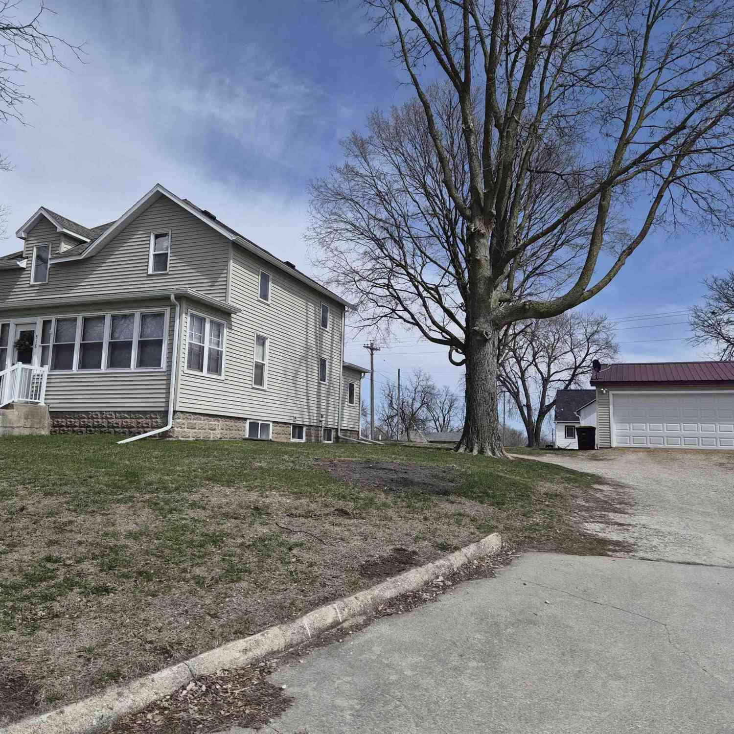 Homes For Sale - 518 S Lucas Avenue<br/> Wright County, Eagle Grove, IA 50533