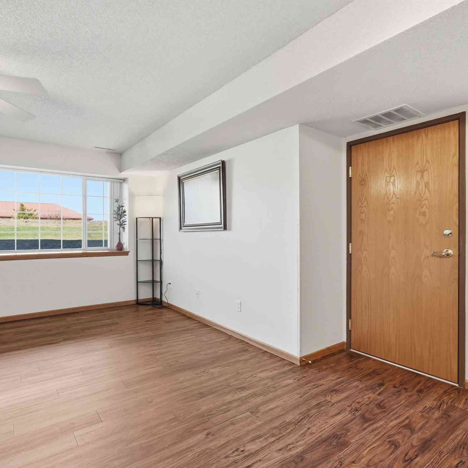 Condo For Sale - 3050 Wilson Avenue SW #3<br/> Linn County, Cedar Rapids, IA 52404