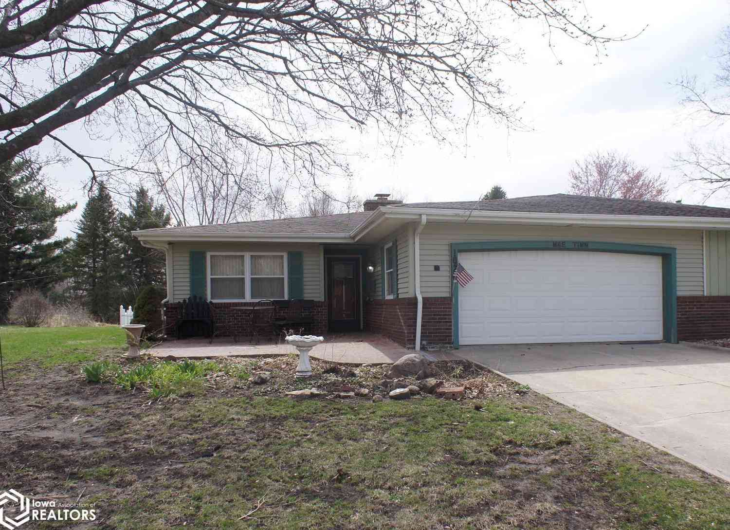 Condo For Sale - 102 Bicentennial Court<br/> Hamilton County, Webster City, IA 50595