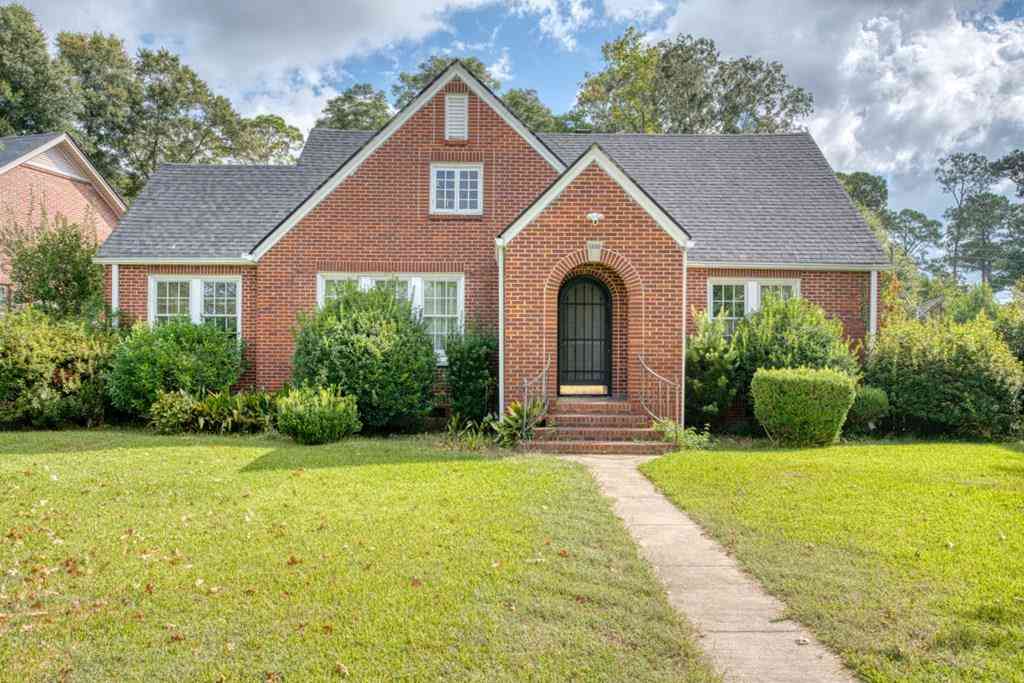 Homes For Sale - 1200 N Mckinley Street N<br/> Albany, GA 31701
