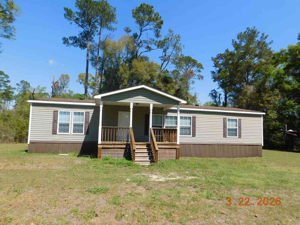 Homes For Sale - 1299 Leverne Lane<br/> Pelham, GA 31780