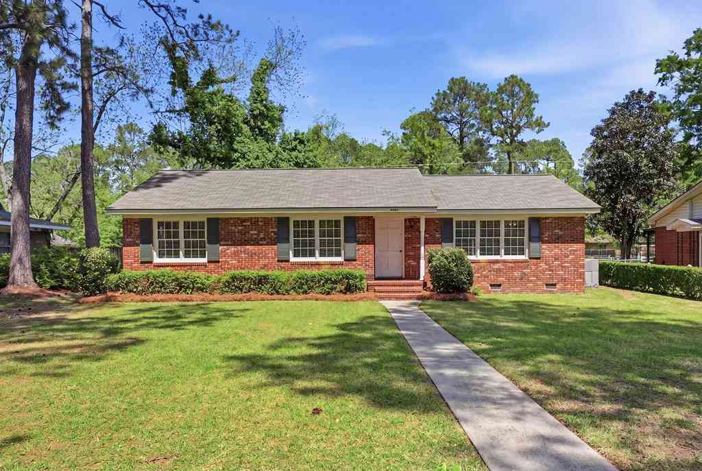 Homes For Sale - 2321 Pembroke Drive<br/> Albany, GA 31707