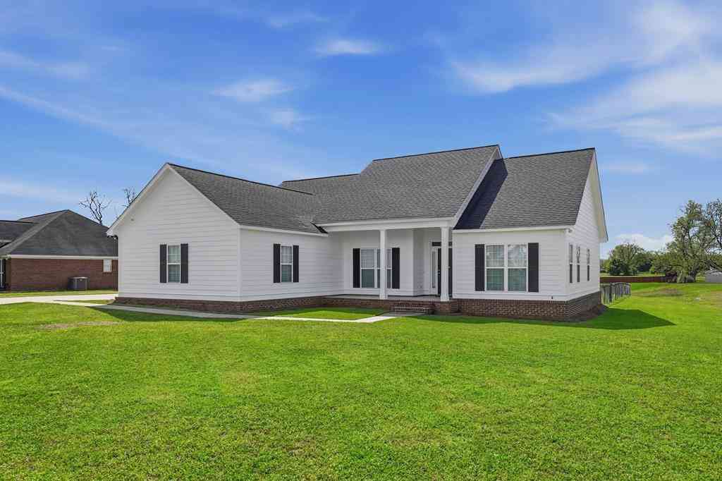 Homes For Sale - 219 Ambleside Drive<br/> Leesburg, GA 31763