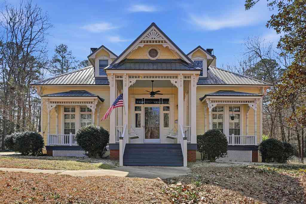 Homes For Sale - 4922 Van Cise Lane<br/> Albany, GA 31721