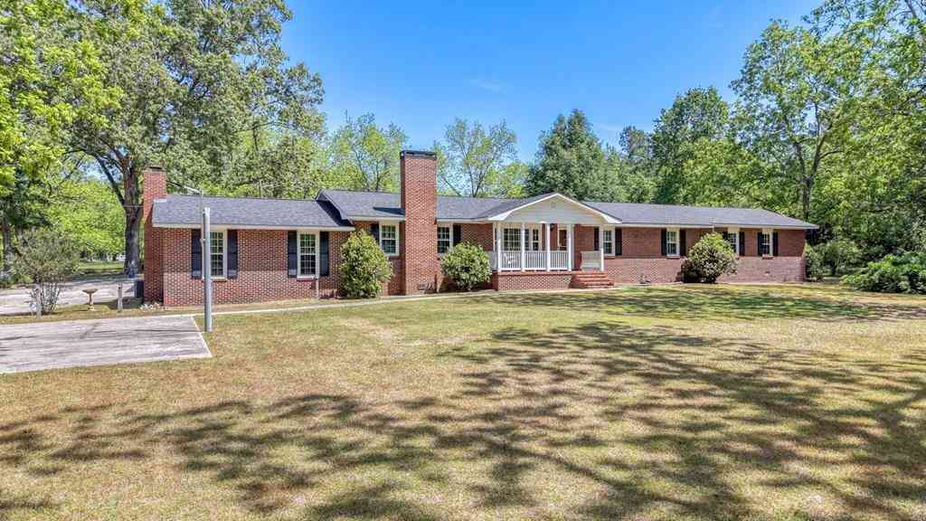 Homes For Sale - 1011 Nelms Road<br/> Albany, GA 31705