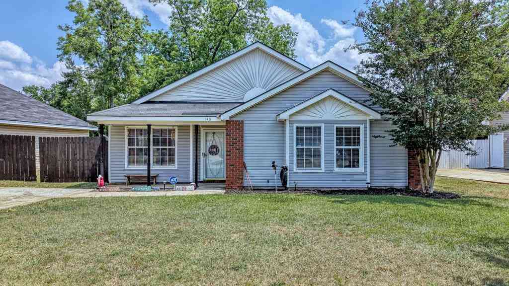 Homes For Sale - 140 Mossydale Lane<br/> Albany, GA 31721