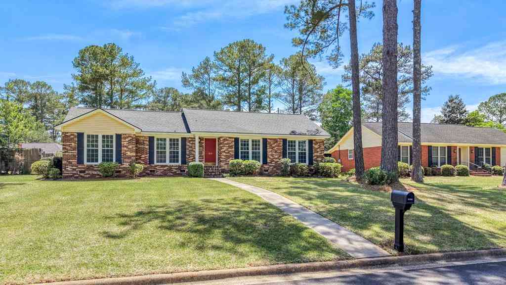 Homes For Sale - 2808 Capers Lane<br/> Albany, GA 31721