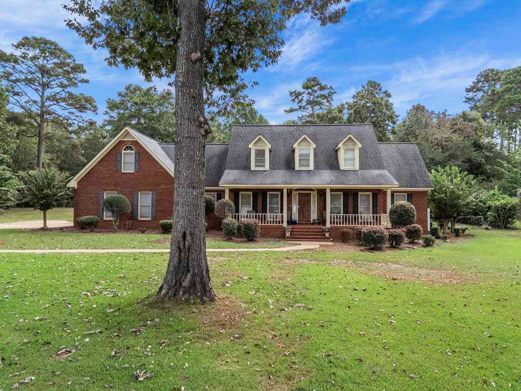 Homes For Sale - 118 Bay Court<br/> Albany, GA 31763
