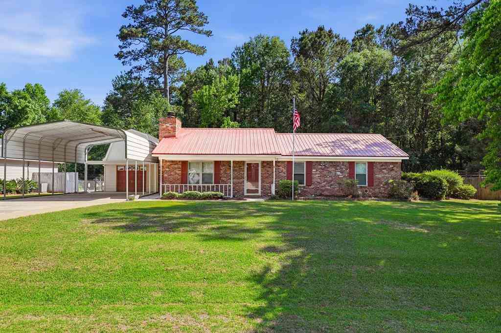 Homes For Sale - 139 Pelham Drive<br/> Leesburg, GA 31763