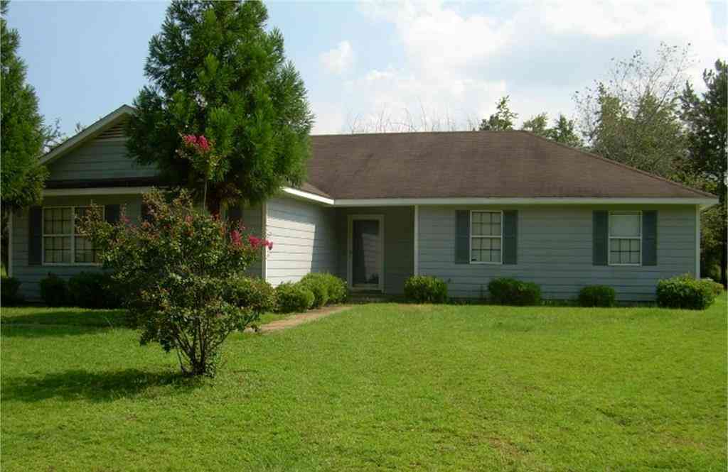 Homes For Sale - 3704 Plumcrest Avenue<br/> Albany, GA 31705