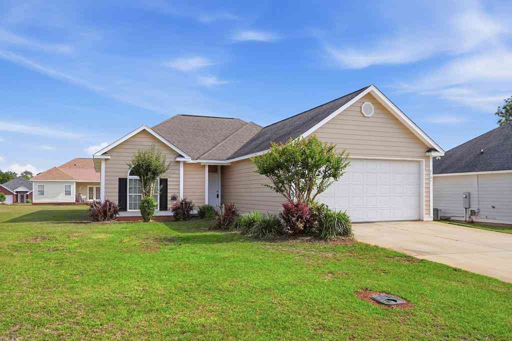 Homes For Sale - 3107 Cane Mill Court<br/> Albany, GA 31721