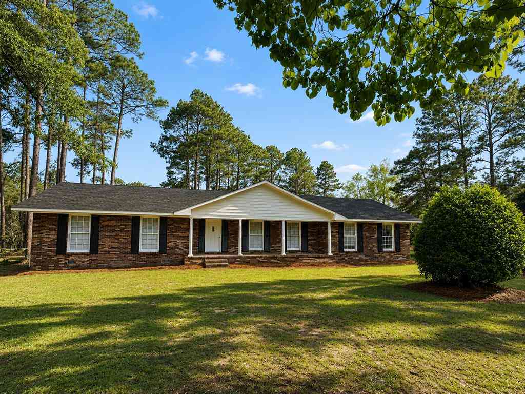 Homes For Sale - 6032 Elliott Drive<br/> Albany, GA 31705