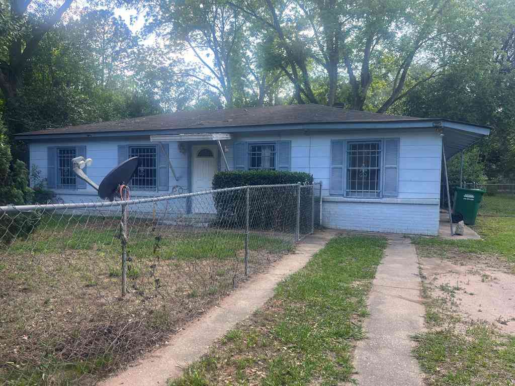 Homes For Sale - 409 Vick Street<br/> Albany, GA 31705