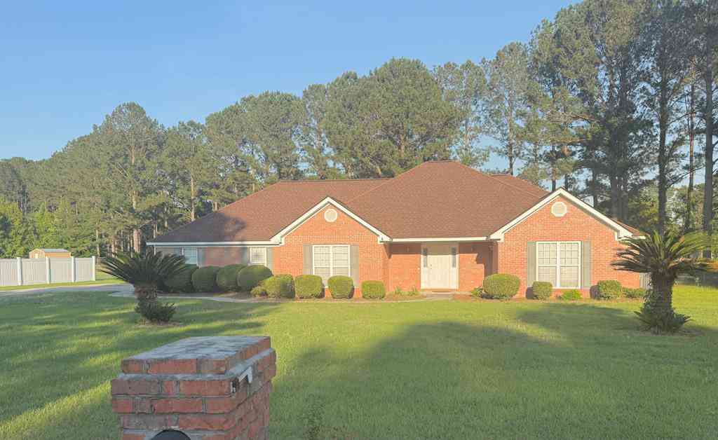 Homes For Sale - 147 Wood Drive<br/> Albany, GA 31721