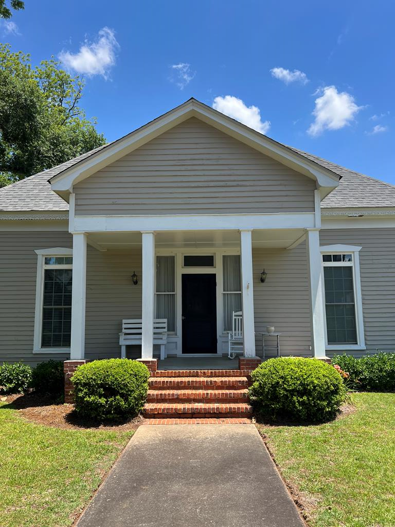 Homes For Sale - 3468 Pearl Street<br/> Shellman, GA 39886