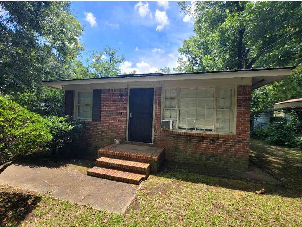 Homes For Sale - 1106 E Society Ave<br/> Albany, GA 31705