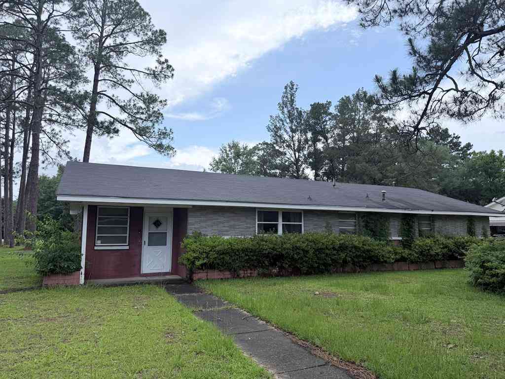 Homes For Sale - 1201 Sharon Avenue<br/> Albany, GA 31707