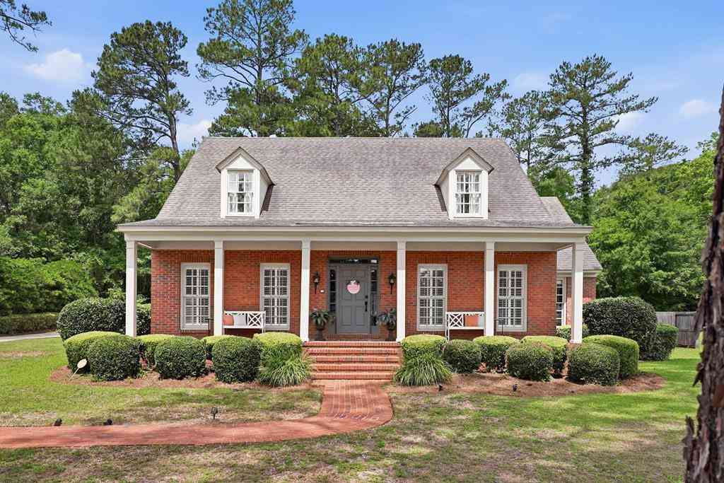 Homes For Sale - 2511 E Alberson Drive<br/> Albany, GA 31721