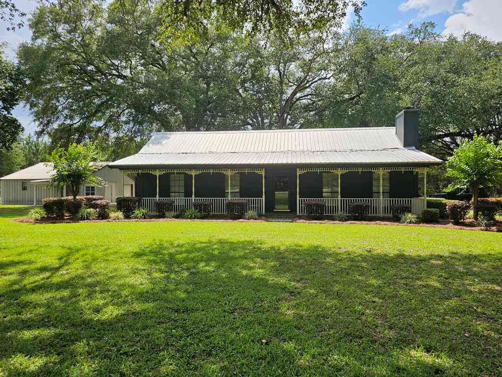 Homes For Sale - 2421 Kirksey Rd<br/> Albany, GA 31705