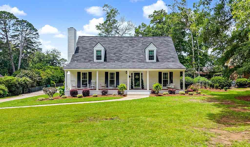 Homes For Sale - 2421 W Alberson Drive<br/> Albany, GA 31721