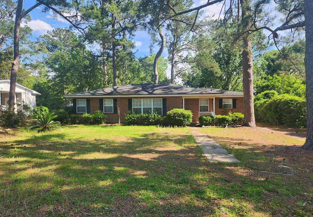 Homes For Sale - 2022 Stuart Avenue<br/> Albany, GA 31707